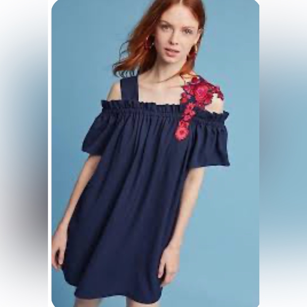 Mynah Reynu Taandon-Zoya Off the Shoulder Dress w/Emb Floral Dtl, Navy, Size M